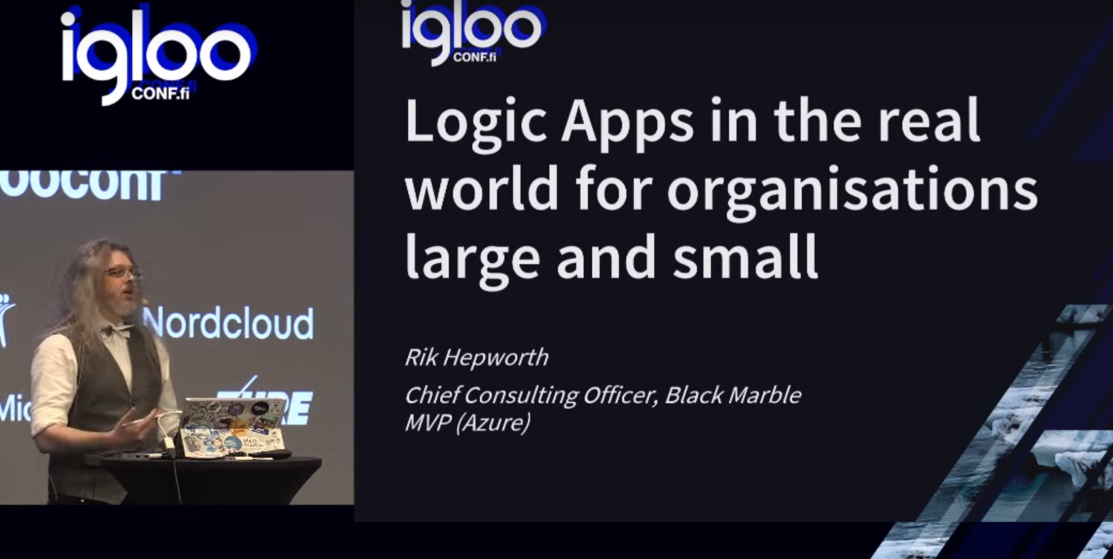 Rik presenting at Igloo Conf